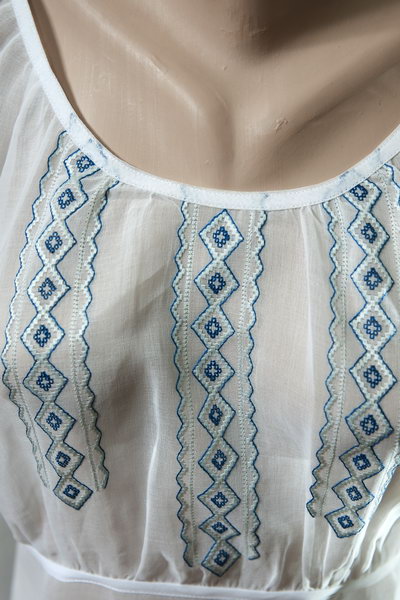 Морська хвиля - фрагмент 1 - Фрагмент блузи жіночої 