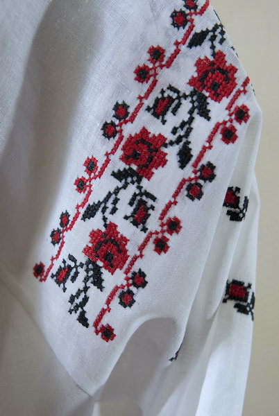 Жіноча традиційна - фрагмент 2 - Фрагмент блузи жіночої 