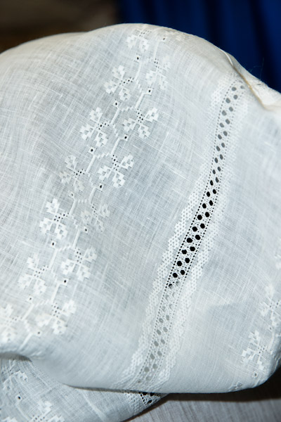 Біла Ружа - фрагмент рукава - Рукав сукні жіночої  