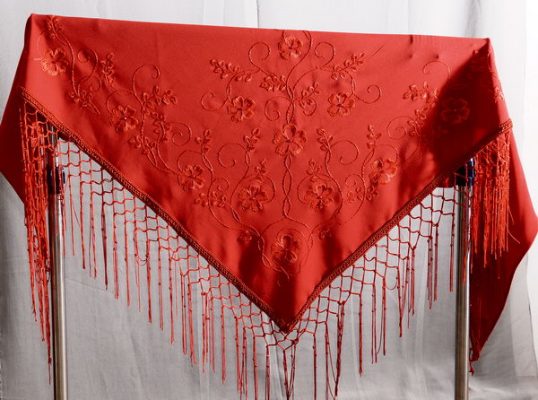 Червоні квіти - Жіноча хустка. Авторська робота, ручна вишивка. Розмір 190х95.