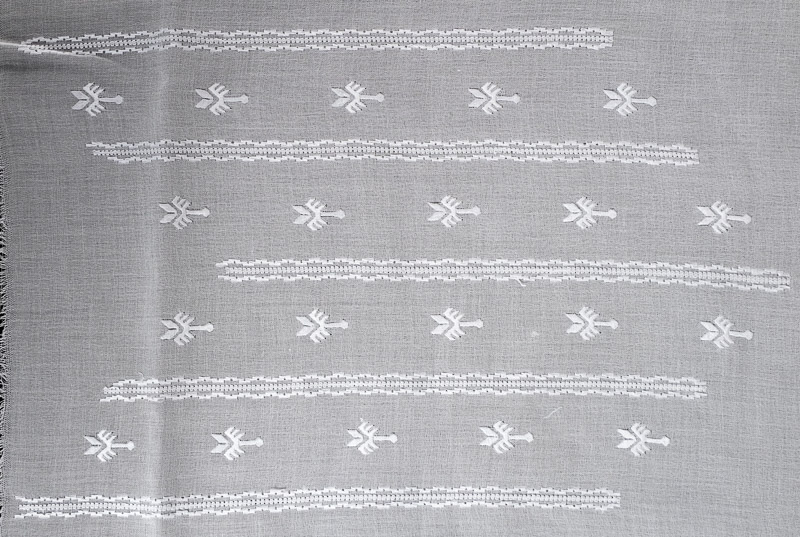 БРМ-206 - фрагмент 2 - Блуза жіноча, маркізет, ручна вишивка. Білим по білому.