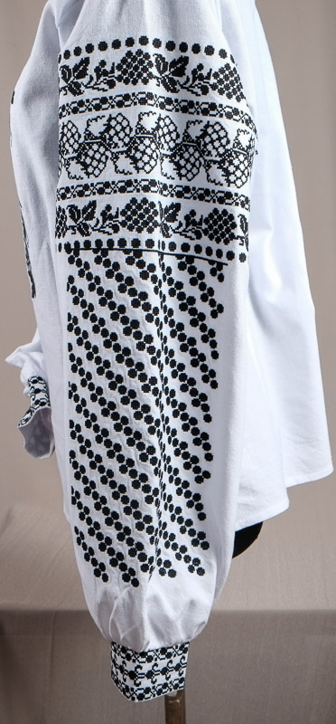116-06 рукав - Блуза жіноча. Домоткане полотно, машина вишивка (борщівська).