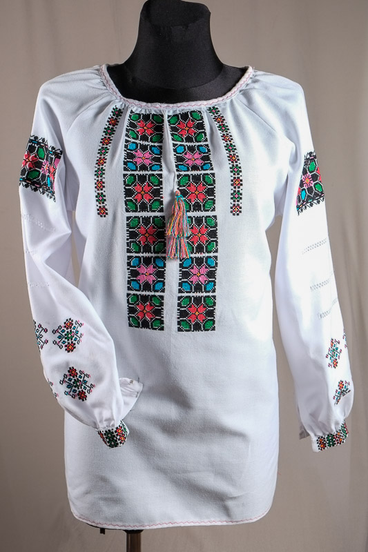 116-11 - Блуза жіноча. Домоткане полотно, машина вишивка (борщівська).