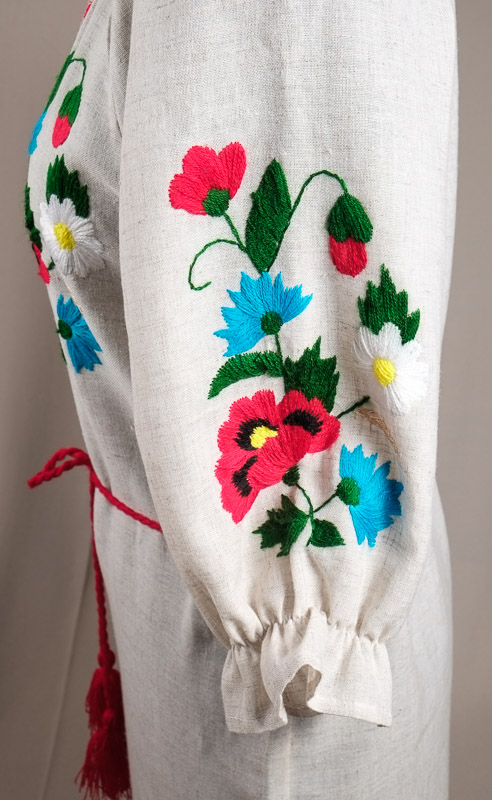 116-22 рукав - Сукня жіноча. Натуральна тканина. Ручна вишивка.