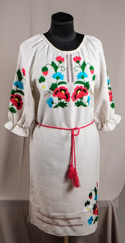 116-22 - Сукня жіноча. Натуральна тканина. Ручна вишивка.