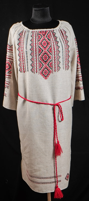 116-30 - Сукня жіноча. Натуральна тканина. Ручна вишивка.