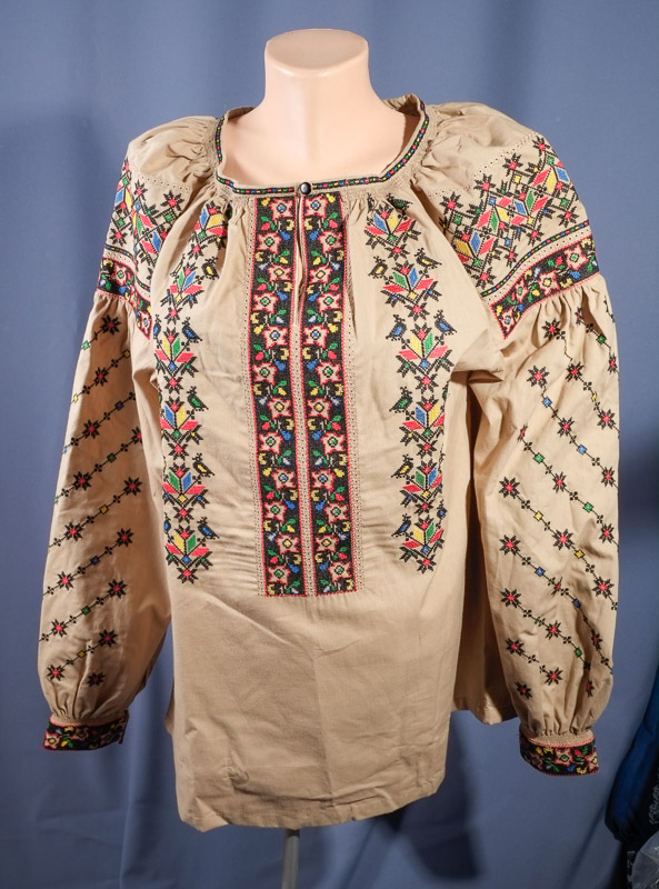 26042017-3 - Жіноча блуза, змішана тканина, машина вишивка